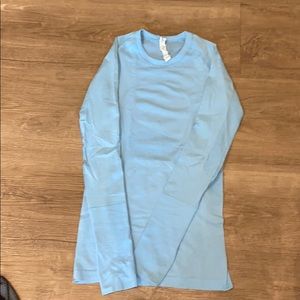 LONGSLEEVE swiftly top